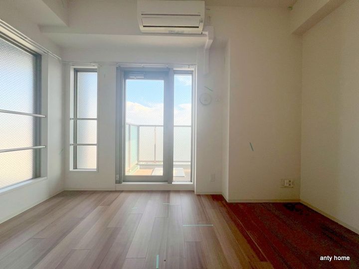 プレサンス玉造駅前ルージュの居間