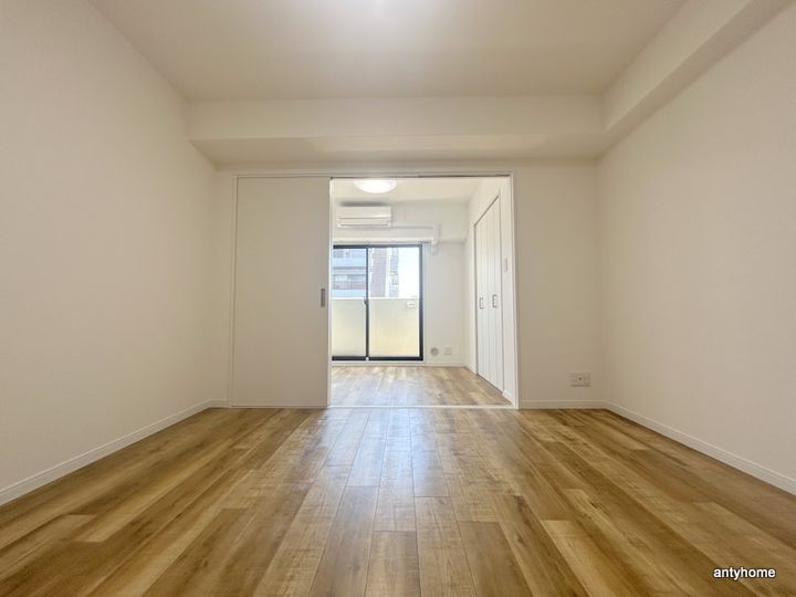 オルフェア都島の居間