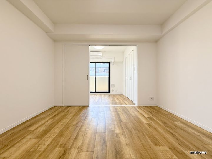 大阪府大阪市都島区御幸町1丁目(マンション)の賃貸物件の居間