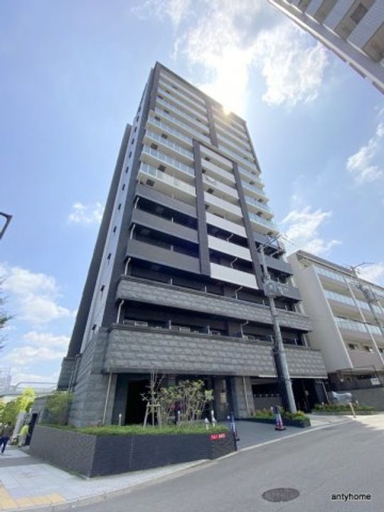 プレサンス大阪城公園ネクサスの外観