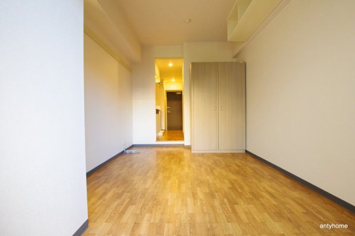 大阪府大阪市淀川区十三東2丁目(マンション)の賃貸物件の居間