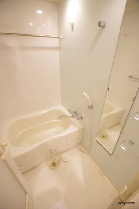 エスティメゾン京橋の風呂