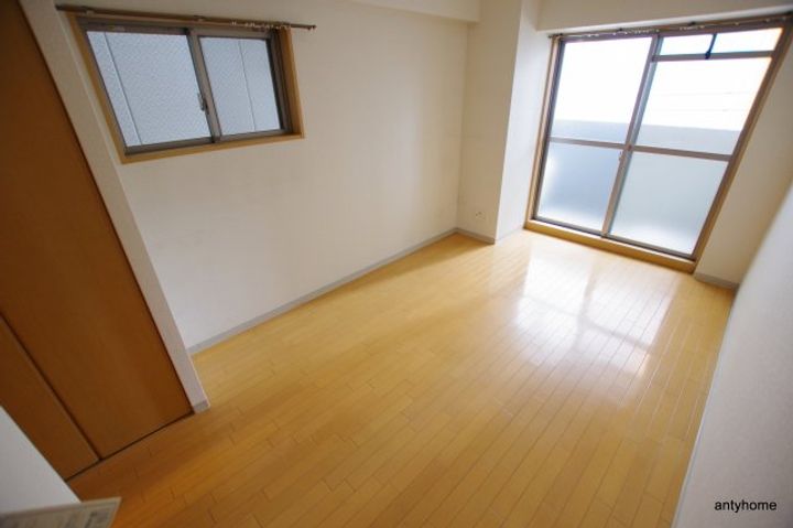 エスリード福島第3の居間