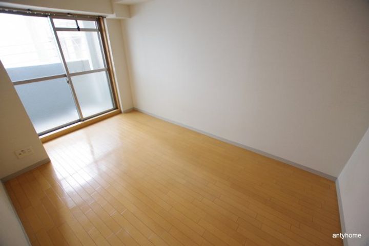 エスリード福島第3の寝室