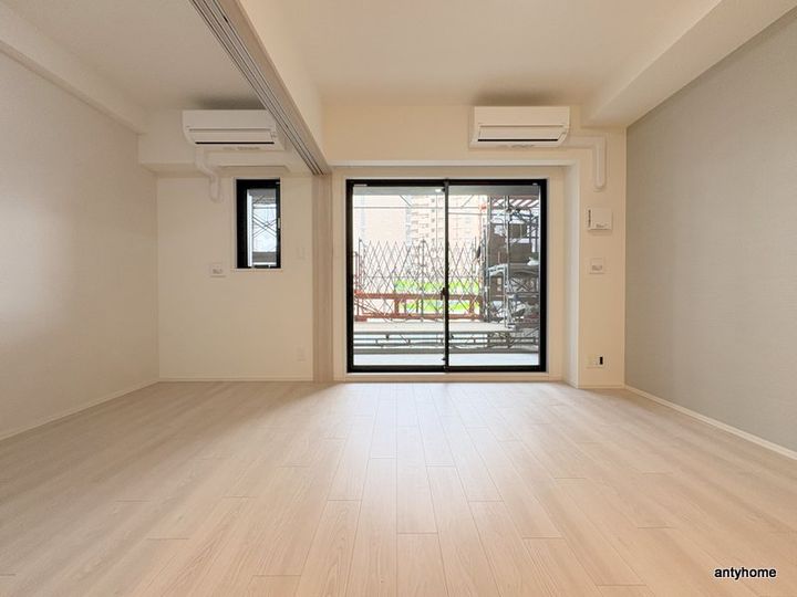 大阪府大阪市北区大淀中5丁目(マンション)の賃貸物件の居間