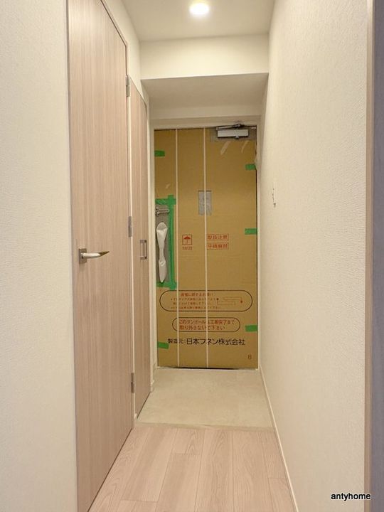 大阪府大阪市北区大淀中5丁目(マンション)の賃貸物件の玄関