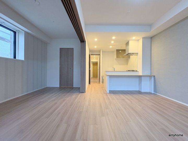 スプランディッド梅田グランノースの居間