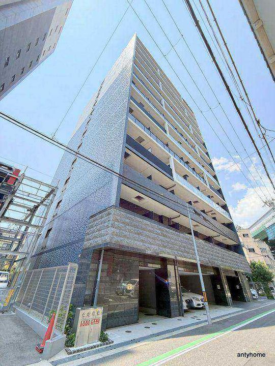 プレサンス福島ミッドエルの外観