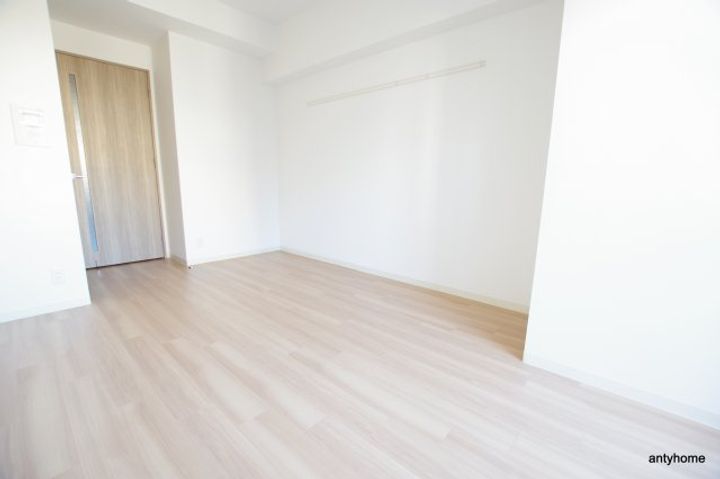 プレサンス梅田東ベータの居間