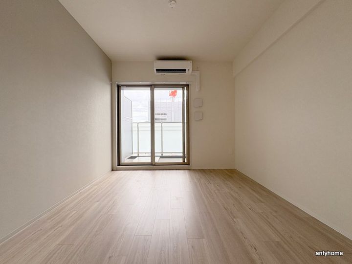 ファーストフィオーレ長田グランディールの居間