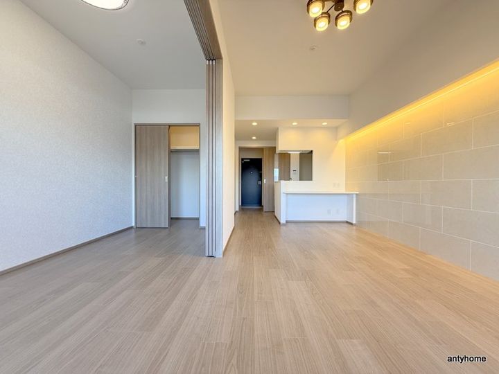 大阪府大阪市淀川区新高2丁目(マンション)の賃貸物件の居間