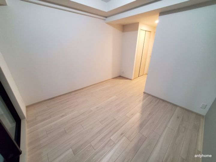 大阪府大阪市浪速区戎本町1丁目(マンション)の賃貸物件の居間