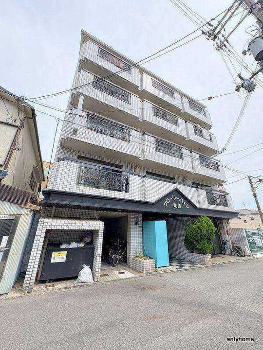 グローリーハイツ東成の外観