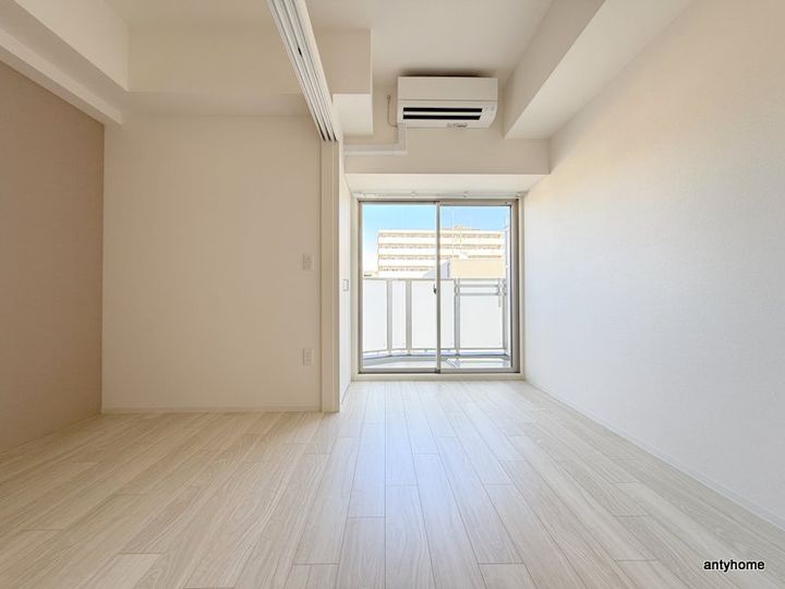 大阪府大阪市浪速区日本橋東1丁目(マンション)の賃貸物件の居間