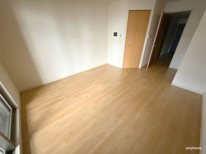 大阪府大阪市西区靱本町1丁目(マンション)の賃貸物件の居間