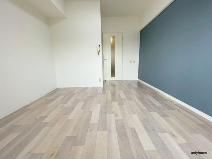 大阪府吹田市古江台5丁目(マンション)の賃貸物件の居間