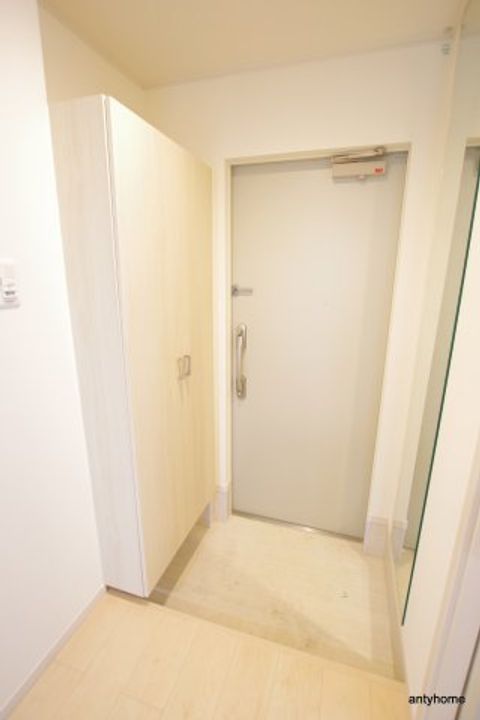 大阪府大阪市東淀川区相川1丁目(アパート)の賃貸物件の玄関