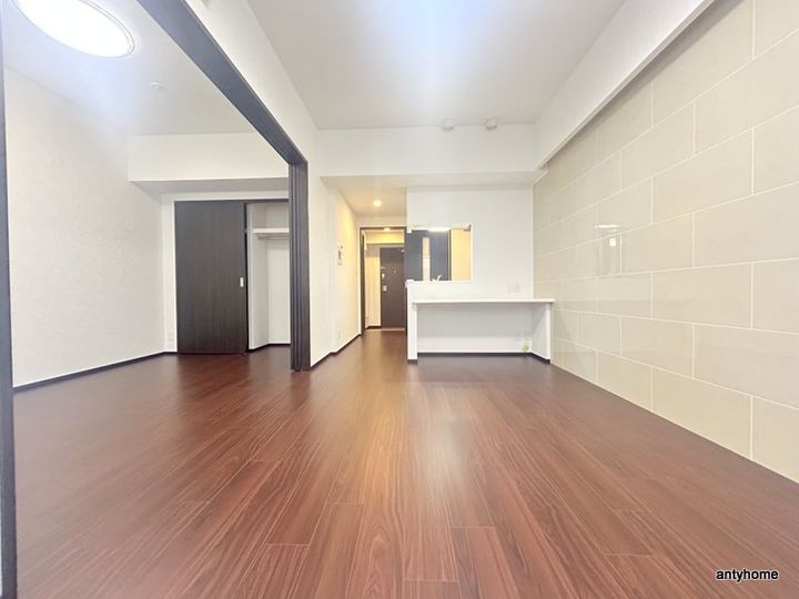 プレジオ長田の居間