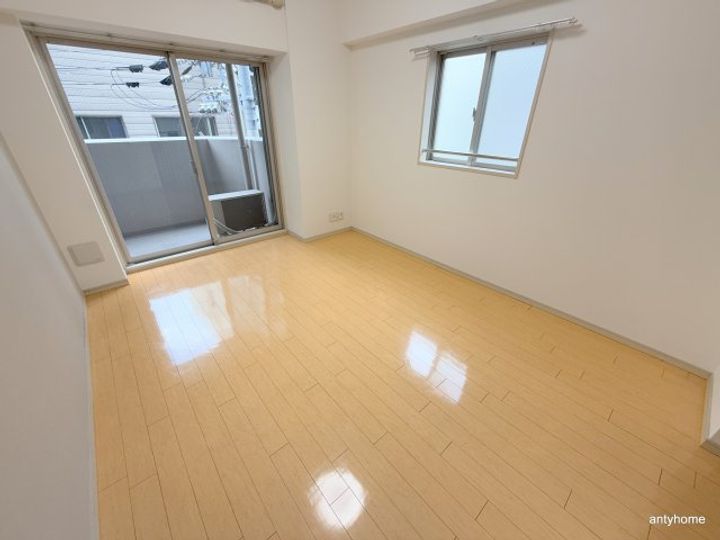 大阪府大阪市西区京町堀2丁目(マンション)の賃貸物件の居間