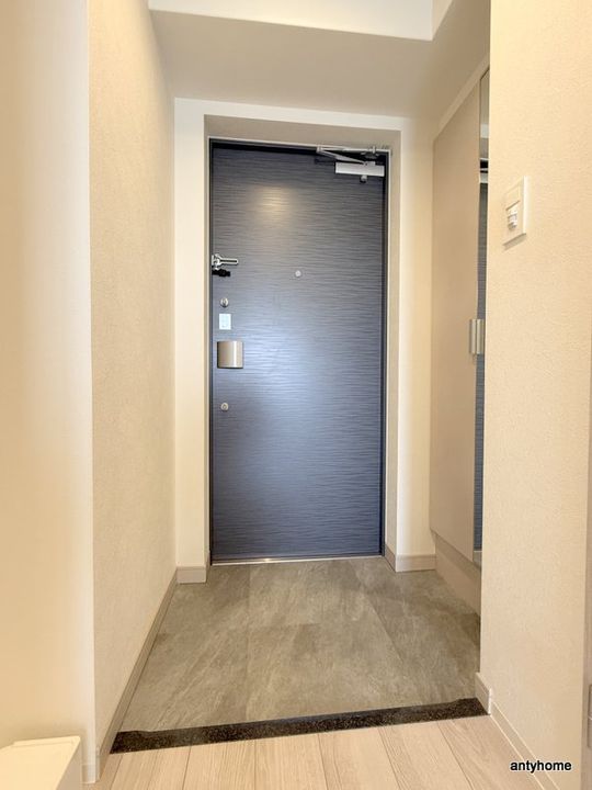 大阪府大阪市淀川区三津屋北2丁目(マンション)の賃貸物件の玄関