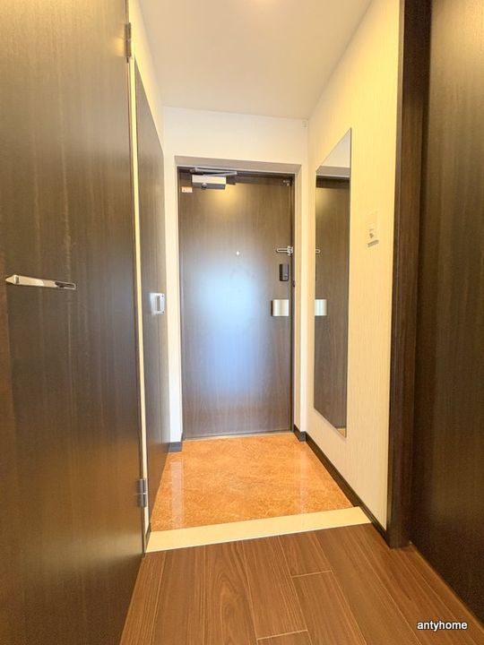 大阪府大阪市淀川区新高2丁目(マンション)の賃貸物件の玄関