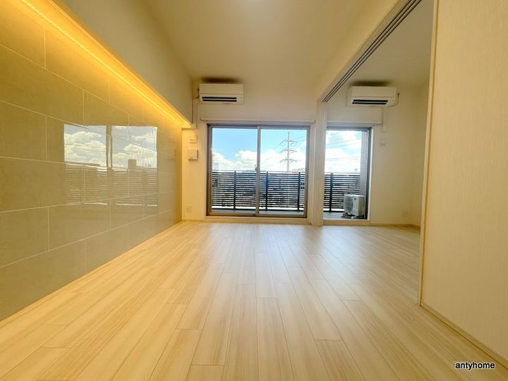 大阪府大阪市淀川区新高2丁目(マンション)の賃貸物件の居間