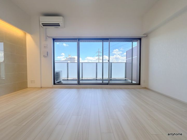 大阪府大阪市淀川区新高2丁目(マンション)の賃貸物件の居間