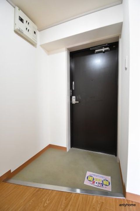 アルプス西梅田の玄関