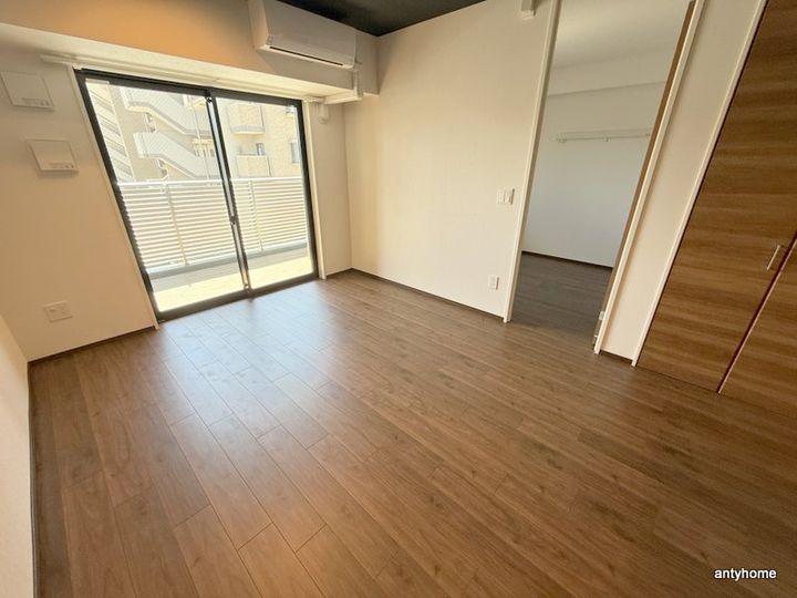 大阪府大阪市北区本庄西2丁目(マンション)の賃貸物件の居間