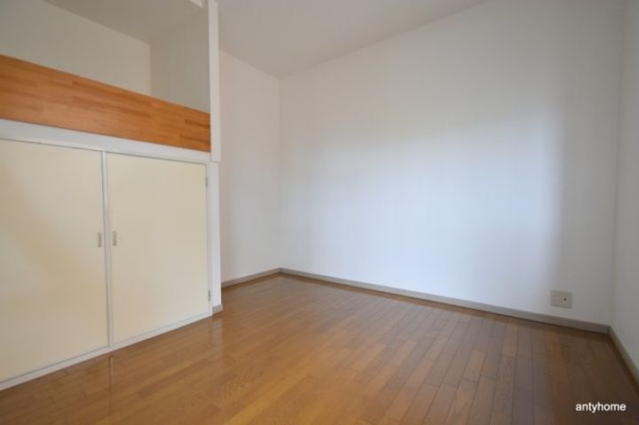 大阪府吹田市江坂町5丁目(マンション)の賃貸物件の寝室