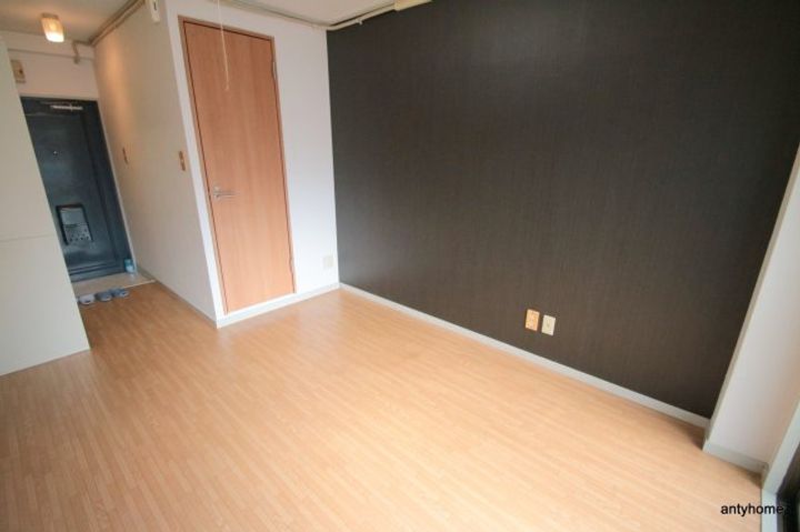 江坂ガーデンハイツの居間