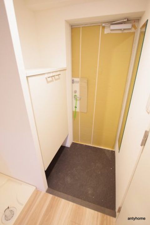 大阪府大阪市淀川区新高4丁目(マンション)の賃貸物件の玄関