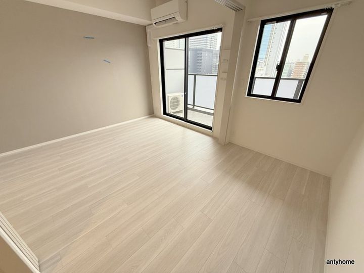 コンフォリア・リヴ新大阪西宮原ソルテラスの寝室