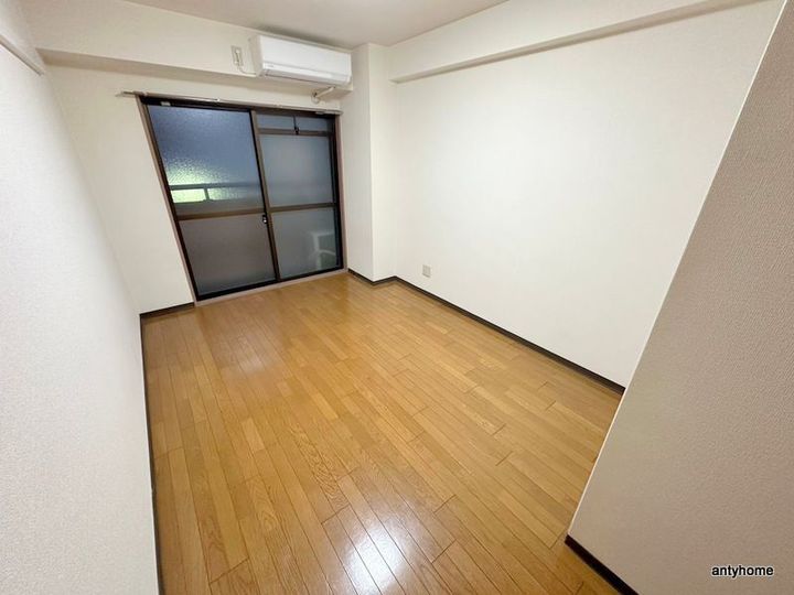 アヴォートルサンテの居間