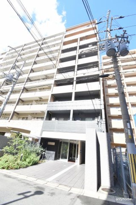 サンロワール江坂リュッセの外観