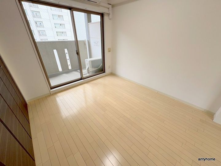 レジディア京町堀の居間