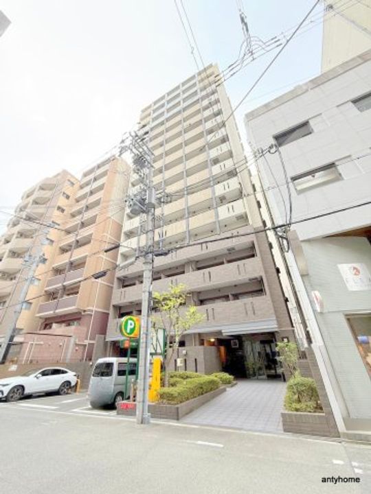 レジディア京町堀の外観