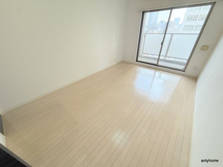 レジディア京町堀の居間