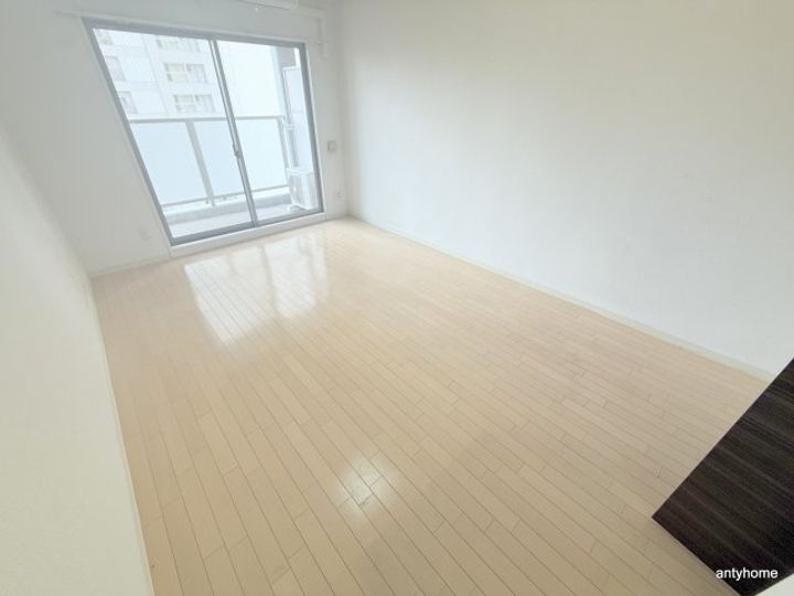 レジディア京町堀の居間