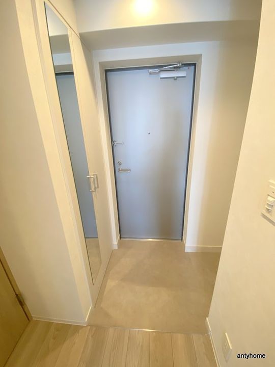 大阪府大阪市北区堂山町(マンション)の賃貸物件の玄関