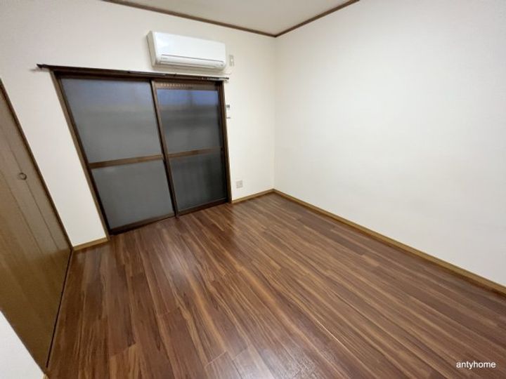 大阪府吹田市出口町(アパート)の賃貸物件の寝室