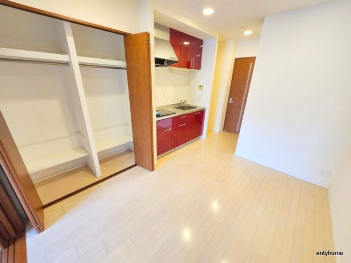 BRAVI南堀江の居間