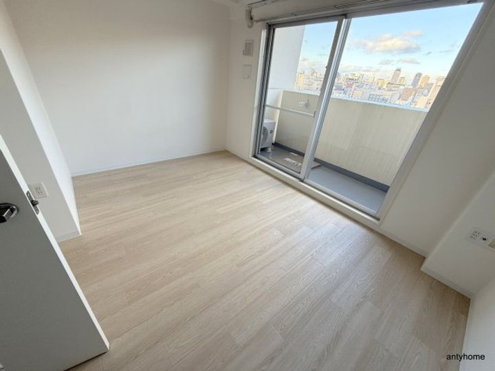 SERENiTE日本橋SUDの居間