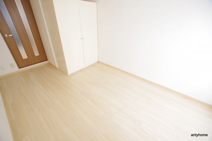 大阪府大阪市福島区福島2丁目(マンション)の賃貸物件の居間