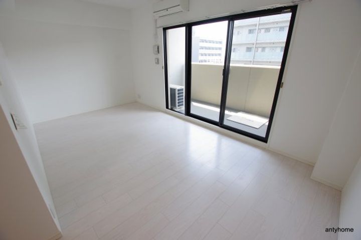 S-RESIDENCE江坂の居間