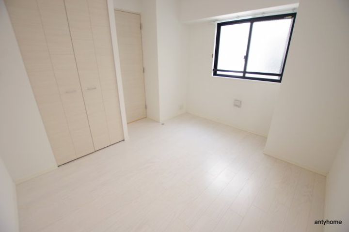 S-RESIDENCE江坂の寝室