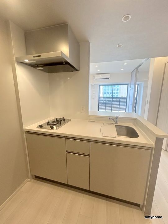 コンフォリア・リヴ北浜淡路町のキッチン