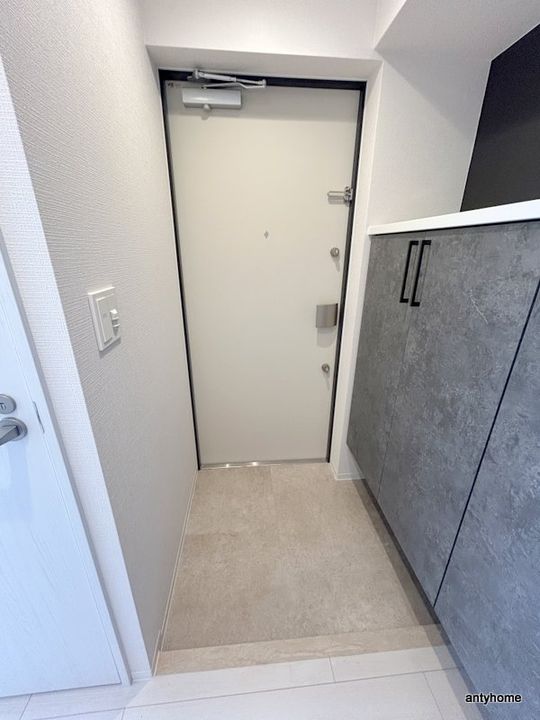 大阪府大阪市都島区都島中通3丁目(マンション)の賃貸物件の玄関