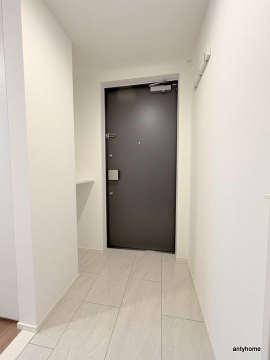 Noire北堀江の玄関