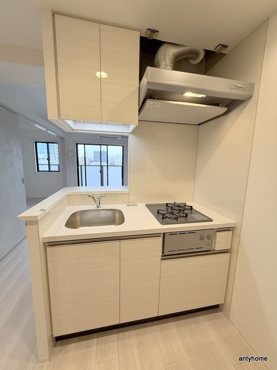 コンフォリア・リヴ新大阪西宮原ソルテラスのキッチン